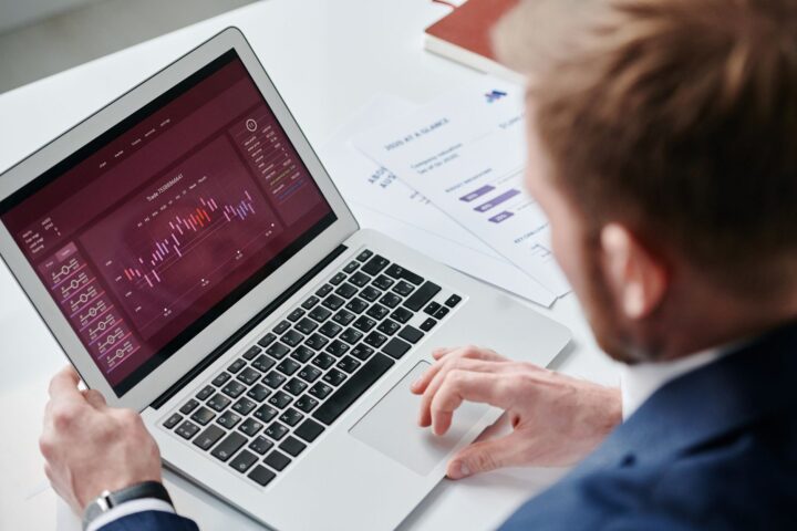 Systemy business intelligence: co naprawdę decyduje o tym, czy dane zaczną pracować na Twój biznes